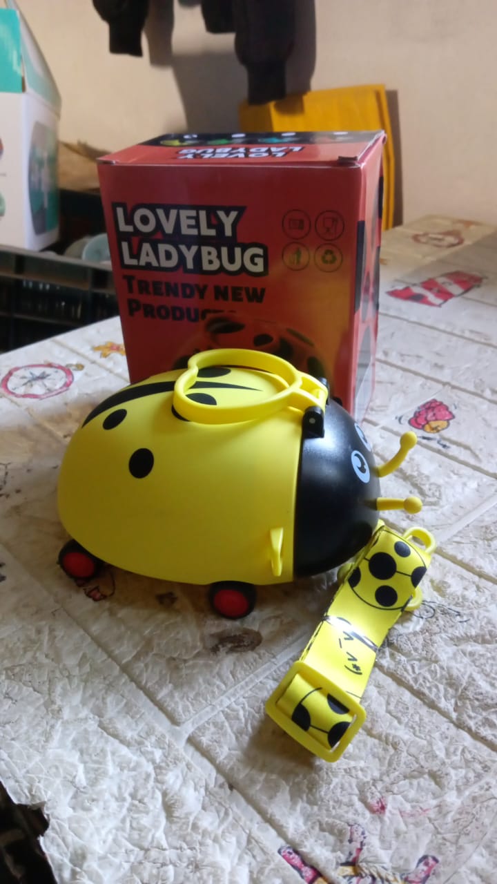 12566 Cute Plastic Bug Shape Water Bottle with adjustable shoulder strap, 4 wheel & Straw, portable drinking cup Water Bottle For Kids | Water Bottle | Return Gift For Kids | Water Bottle With Straw | School Kinds Water Bottle (1 Pc) 12566 Cute Plastic Bug Shape Water Bottle with adjustable shoulder strap, 4 wheel & Straw, portable drinking cup Water Bottle For Kids | Water Bottle | Return Gift For Kids | Water Bottle With Straw | School Kinds Water Bottle (1 Pc)